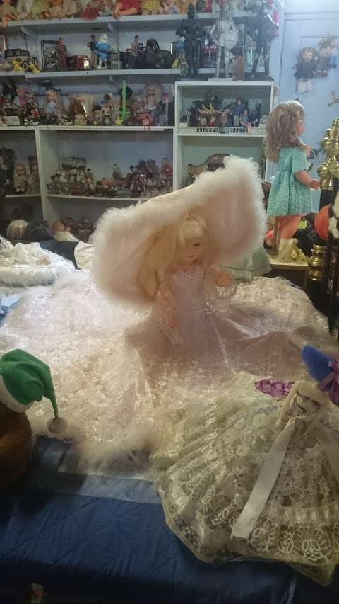 Photo: Gerogery Doll Museum Photo: Gerogery Doll Museum